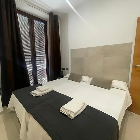 La Perla Reyes Catolicos Living Granada